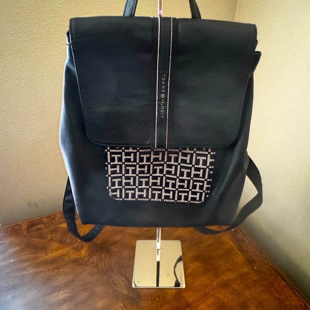 TOMMY HILFIGER Black Faux Pebble Leather Backpack